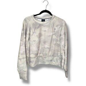 Nike Women's Dri-Fit rebel crewnwck Pullover in grey camo Size Medium